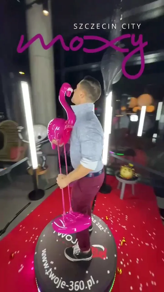 Kadr filmu - MOXY Szczecin