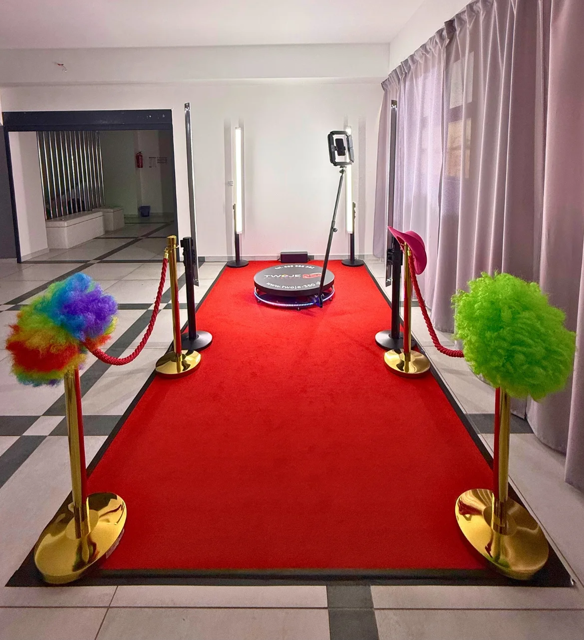 Stanowisko Fotobudki 360 Twoje360 - 18-tka Jonatana